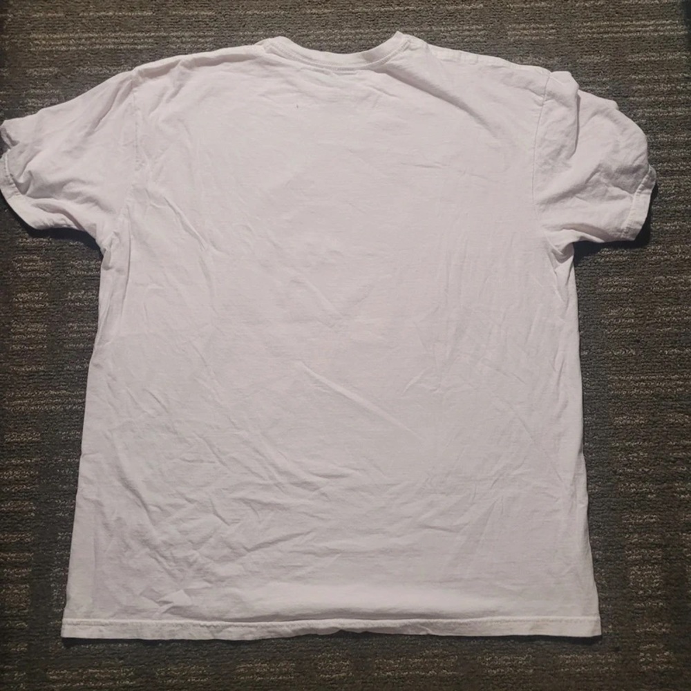 Butterfly Graphic Tee in Light Pink - Picture 3 of 3